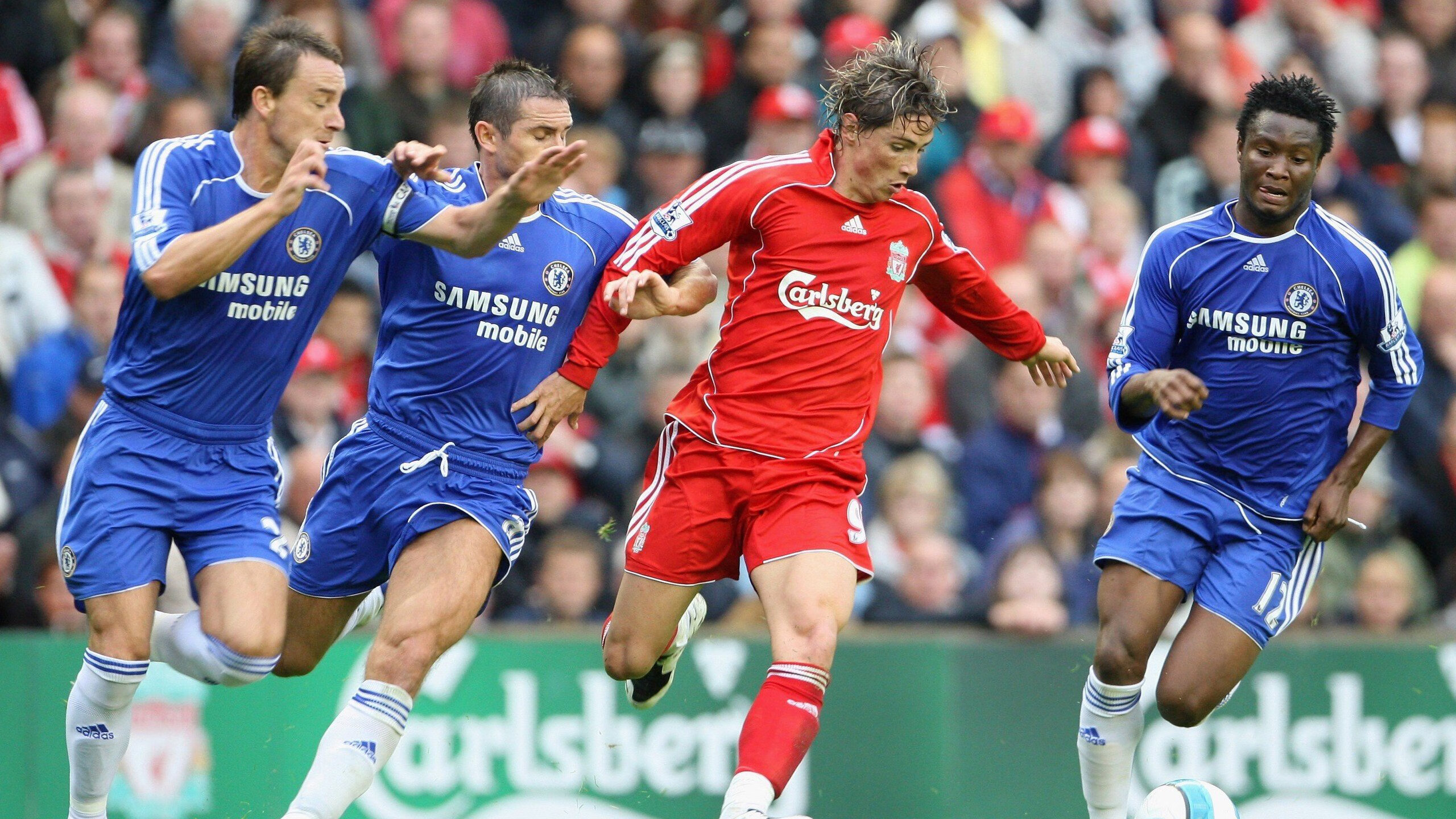 德甲争冠白热化,快船速胜显从容,竞技世界的双面镜